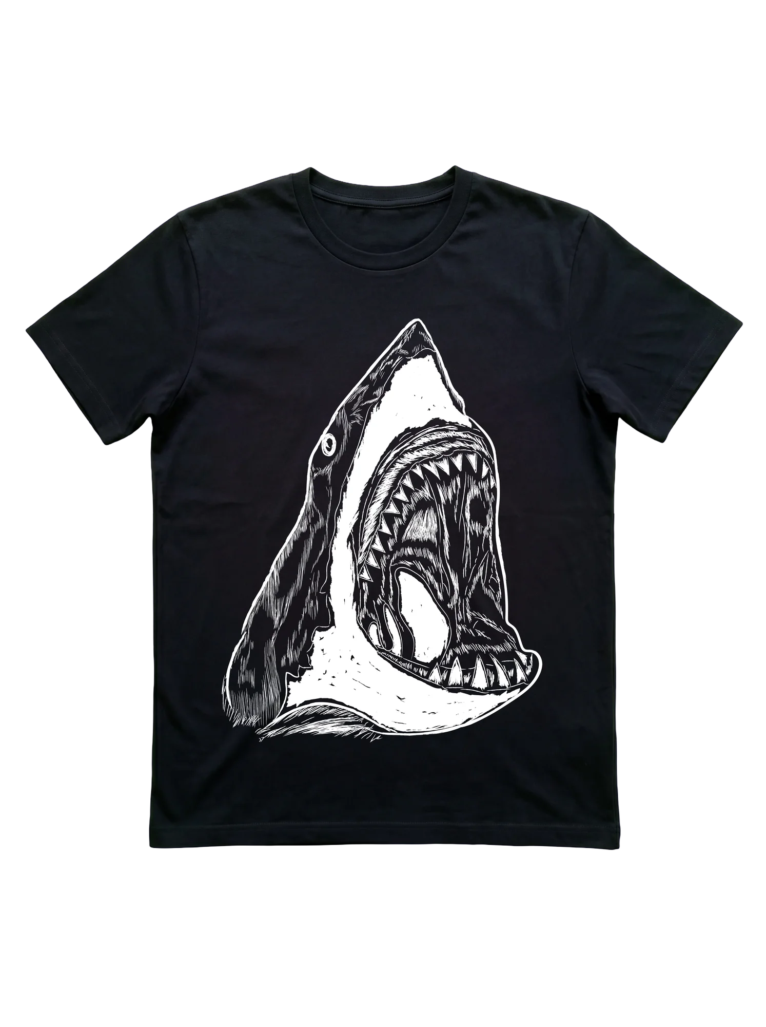 Whether you cage-dive or beach-walk, this great white shark t-shirt commands the frame